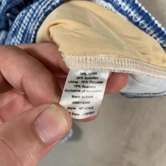 Cabana Life Charleston Tankini‎ Top Womens XS Blue White Embroidered Swim 50+ UV - Picture 7 of 11